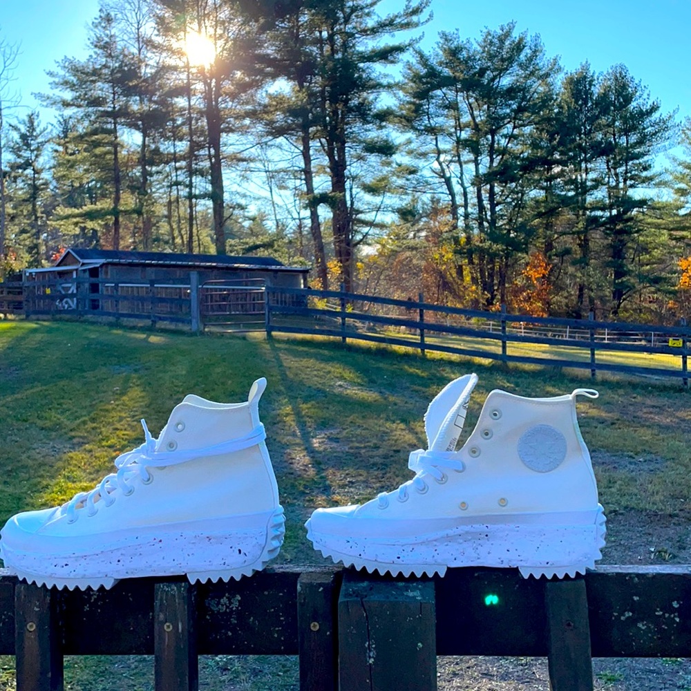 🎗NWOT Converse high top platforms RUNSTAR TODAY SALE🎗